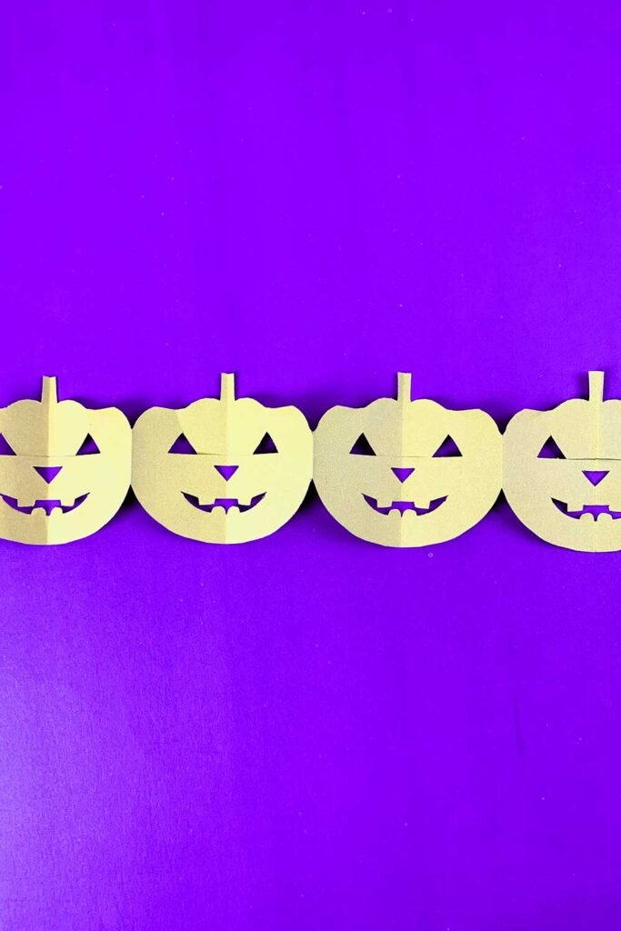 Halloween Garland Cutouts Printable – Pumpkins, Bats, Spiders, and ...